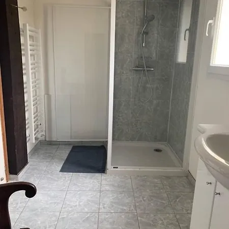 Maison De Campagne Chaleureuse 46 Personnes بيت للعطل *